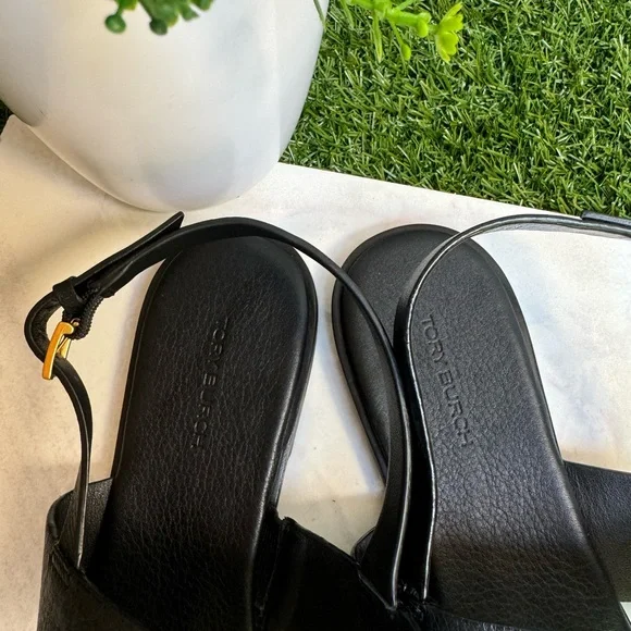 TORY BURCH BENTON 2 FLAT THONG
SANDAL black Calf Leather Sz 9.5 women Gold Logo - Picture 4 of 9
